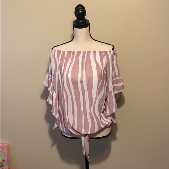 Darling off the Shoulder Blouse - Picture 1 of 4